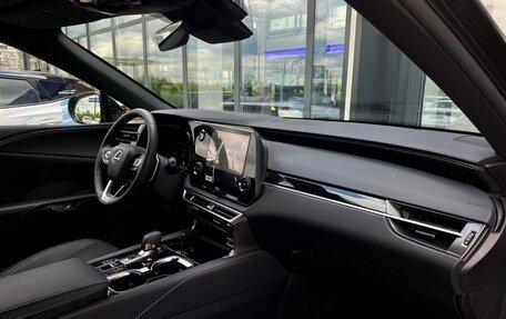 Lexus RX IV рестайлинг, 2025 год, 7 599 000 рублей, 26 фотография