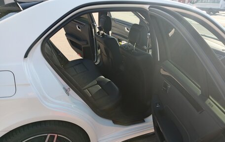 Mercedes-Benz E-Класс, 2014 год, 2 390 000 рублей, 7 фотография