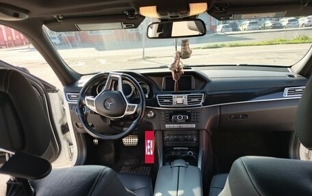 Mercedes-Benz E-Класс, 2014 год, 2 390 000 рублей, 6 фотография