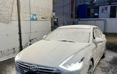 Hyundai Sonata VIII, 2020 год, 2 350 000 рублей, 3 фотография