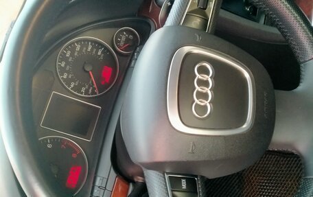 Audi A4, 2005 год, 1 400 000 рублей, 15 фотография