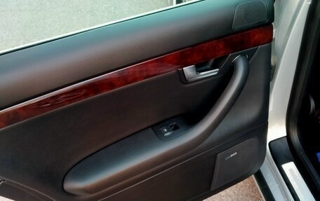 Audi A4, 2005 год, 1 400 000 рублей, 22 фотография