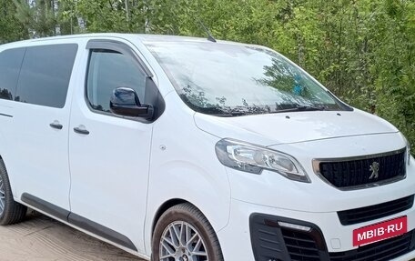 Peugeot Traveller I, 2018 год, 2 150 000 рублей, 5 фотография