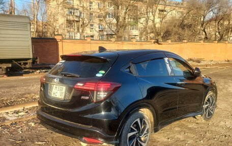 Honda Vezel, 2019 год, 1 800 000 рублей, 4 фотография