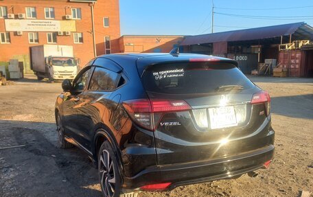 Honda Vezel, 2019 год, 1 800 000 рублей, 6 фотография