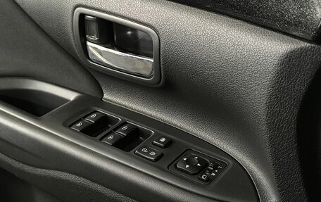 Mitsubishi Outlander III рестайлинг 3, 2021 год, 2 580 000 рублей, 9 фотография