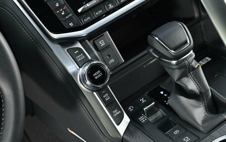 Toyota Land Cruiser, 2026 год, 15 100 000 рублей, 22 фотография