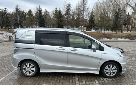 Honda Freed I, 2012 год, 975 000 рублей, 7 фотография