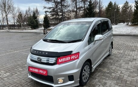 Honda Freed I, 2012 год, 975 000 рублей, 1 фотография