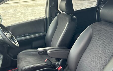 Honda Freed I, 2012 год, 975 000 рублей, 18 фотография