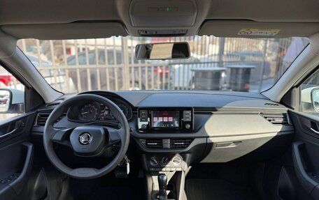 Skoda Rapid II, 2021 год, 1 420 000 рублей, 26 фотография