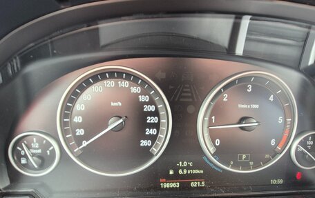 BMW X5, 2017 год, 2 900 000 рублей, 13 фотография