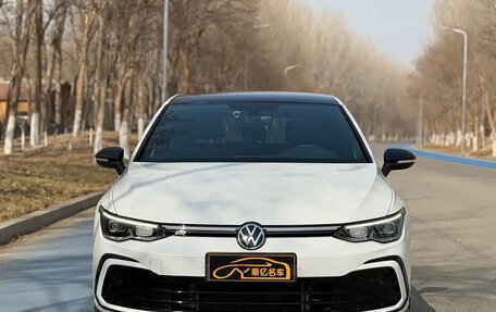 Volkswagen Golf VIII, 2023 год, 1 770 888 рублей, 1 фотография