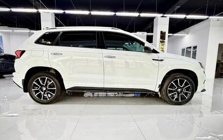 Skoda Karoq I, 2023 год, 1 691 027 рублей, 7 фотография