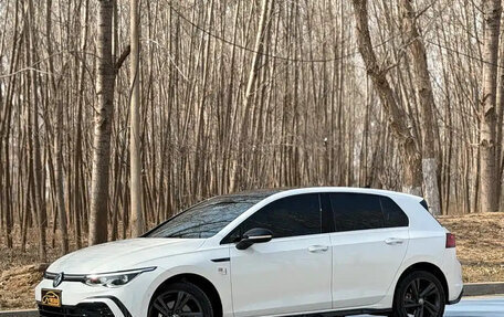 Volkswagen Golf VIII, 2023 год, 1 770 888 рублей, 2 фотография