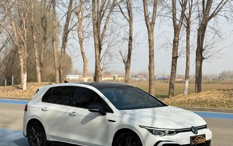 Volkswagen Golf VIII, 2023 год, 1 770 888 рублей, 3 фотография