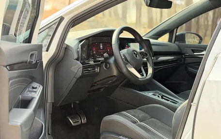 Volkswagen Golf VIII, 2023 год, 1 770 888 рублей, 10 фотография