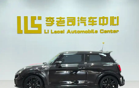 MINI Hatch, 2022 год, 2 123 777 рублей, 3 фотография