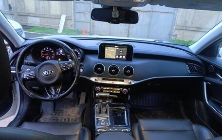 KIA Stinger I, 2019 год, 2 300 000 рублей, 9 фотография