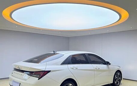 Hyundai Elantra, 2022 год, 1 240 050 рублей, 3 фотография