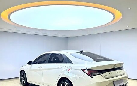 Hyundai Elantra, 2022 год, 1 240 050 рублей, 5 фотография