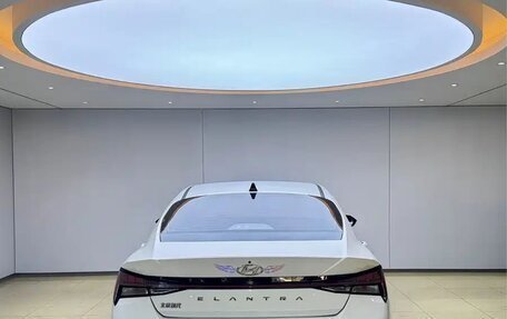 Hyundai Elantra, 2022 год, 1 240 050 рублей, 6 фотография