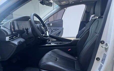 Hyundai Elantra, 2022 год, 1 240 050 рублей, 9 фотография