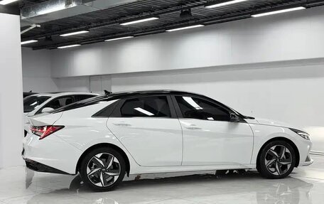 Hyundai Elantra, 2022 год, 1 220 050 рублей, 5 фотография