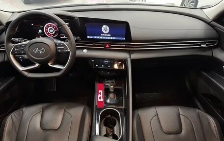 Hyundai Elantra, 2022 год, 1 220 050 рублей, 7 фотография