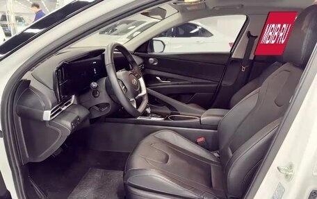 Hyundai Elantra, 2022 год, 1 220 050 рублей, 8 фотография