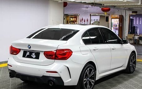 BMW 1 серия, 2022 год, 1 810 000 рублей, 6 фотография