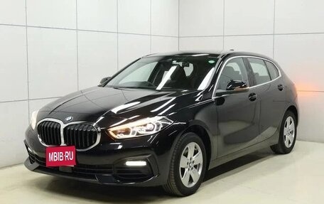 BMW 1 серия, 2022 год, 1 520 333 рублей, 1 фотография