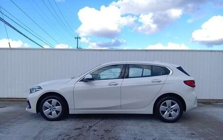 BMW 1 серия, 2022 год, 1 520 333 рублей, 4 фотография