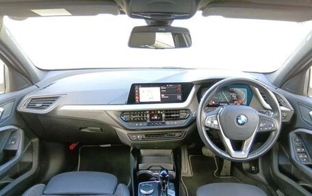 BMW 1 серия, 2022 год, 1 520 333 рублей, 8 фотография