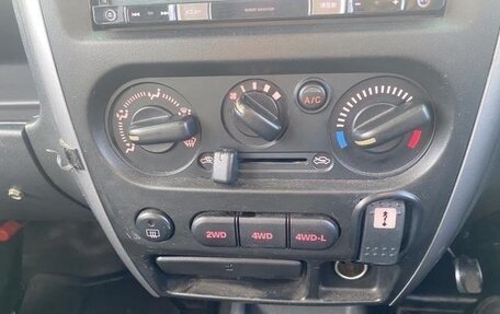 Suzuki Jimny, 2017 год, 850 007 рублей, 14 фотография