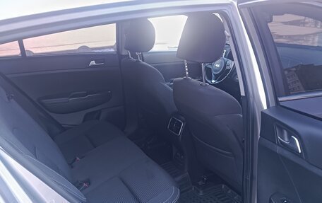 KIA Sportage IV рестайлинг, 2016 год, 1 820 000 рублей, 21 фотография