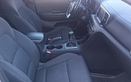 KIA Sportage IV рестайлинг, 2016 год, 1 820 000 рублей, 24 фотография