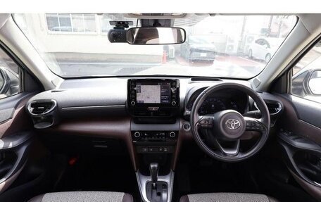 Toyota Yaris Cross, 2022 год, 1 490 007 рублей, 8 фотография