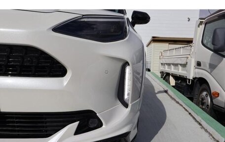 Toyota Yaris Cross, 2022 год, 1 490 007 рублей, 4 фотография