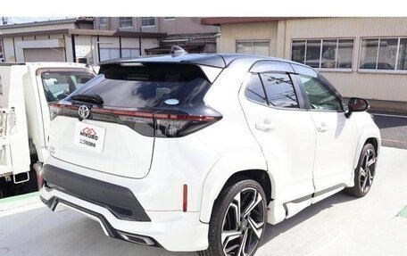 Toyota Yaris Cross, 2022 год, 1 490 007 рублей, 6 фотография