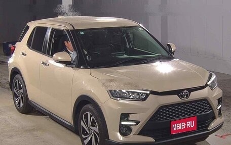 Toyota Raize I, 2022 год, 1 450 000 рублей, 1 фотография