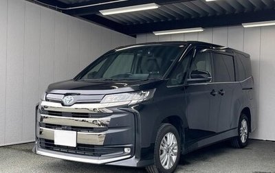 Toyota Noah, 2023 год, 2 590 000 рублей, 1 фотография