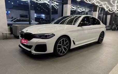 BMW 5 серия, 2021 год, 5 900 000 рублей, 1 фотография