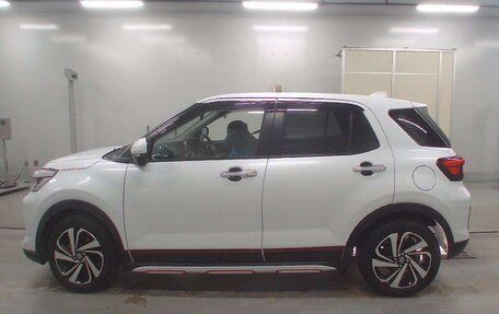 Toyota Raize I, 2022 год, 1 430 000 рублей, 4 фотография