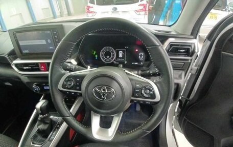 Toyota Raize I, 2022 год, 1 430 000 рублей, 7 фотография