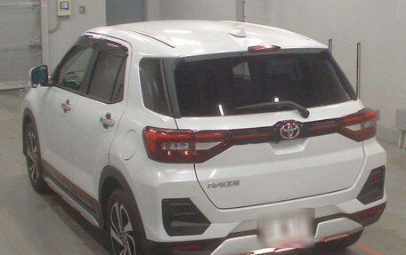 Toyota Raize I, 2022 год, 1 430 000 рублей, 6 фотография