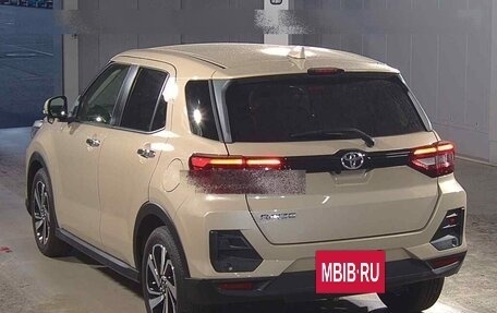 Toyota Raize I, 2022 год, 1 450 000 рублей, 4 фотография