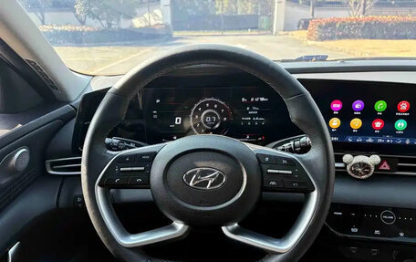 Hyundai Elantra, 2023 год, 1 395 007 рублей, 9 фотография