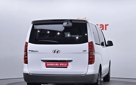 Hyundai Grand Starex Grand Starex I рестайлинг 2, 2020 год, 2 499 333 рублей, 4 фотография