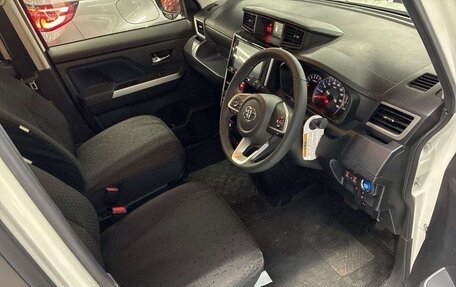 Toyota Roomy I, 2022 год, 990 000 рублей, 7 фотография